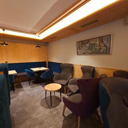 Hotel Tonnerhof 라시네스 외부 사진