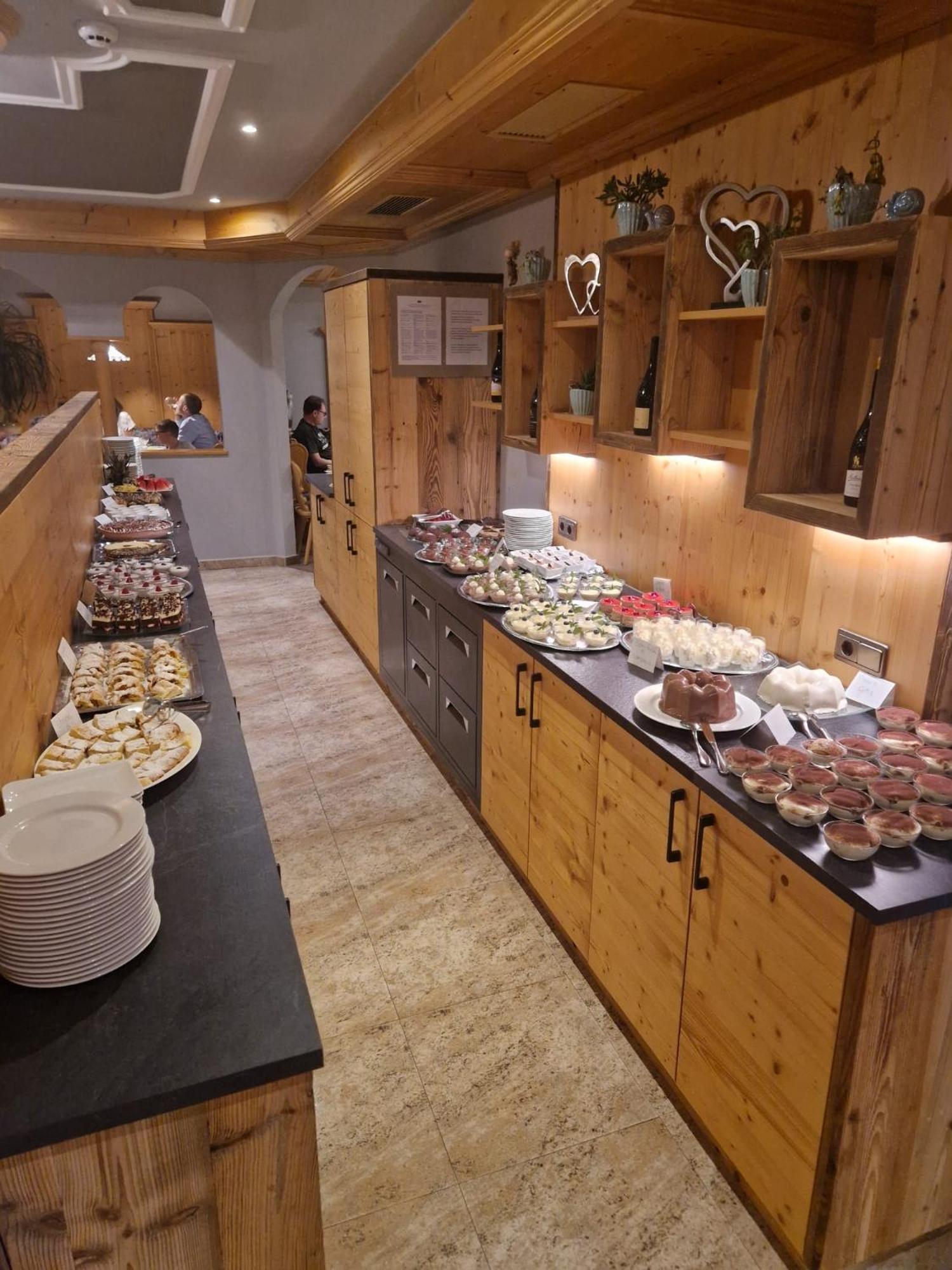 Hotel Tonnerhof 라시네스 외부 사진