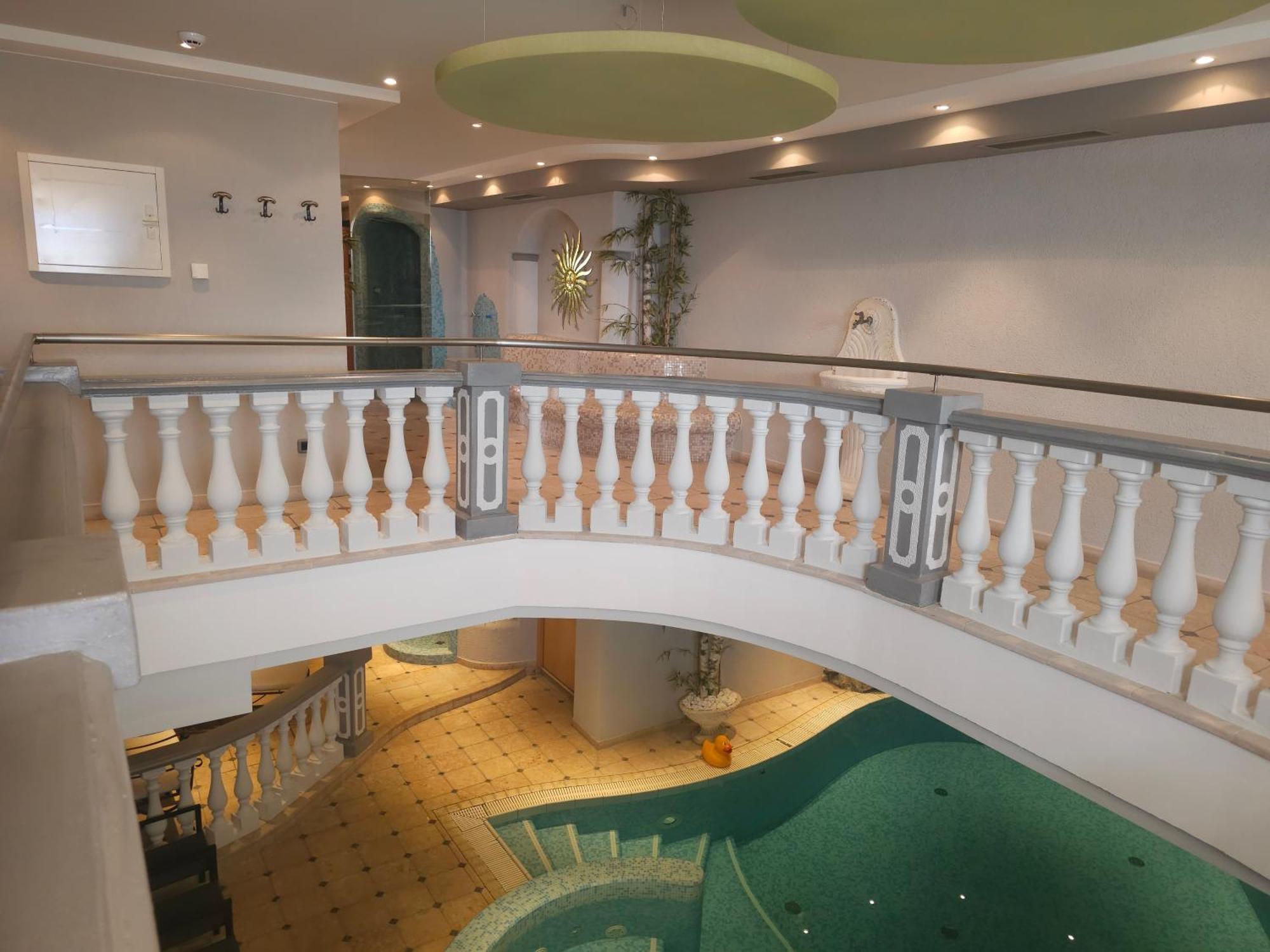 Hotel Tonnerhof 라시네스 외부 사진