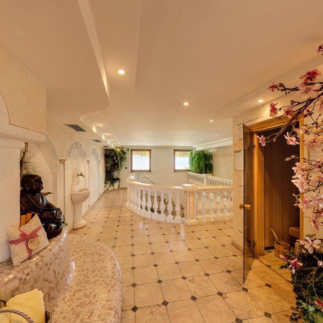 Hotel Tonnerhof 라시네스 외부 사진
